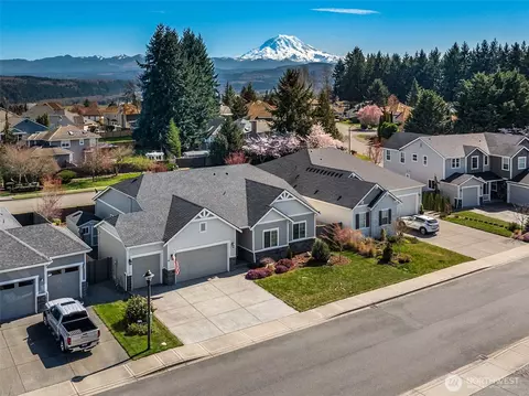 15715 133rd Ave E, Puyallup, WA 98374