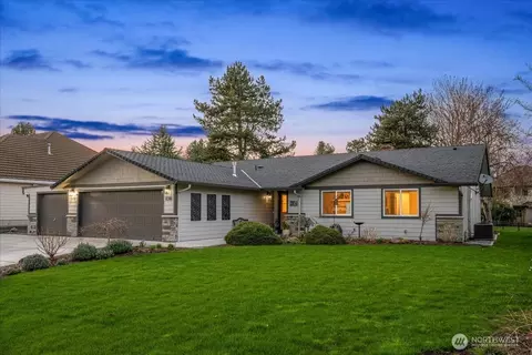 8310 NE 71st St, Vancouver, WA 98662