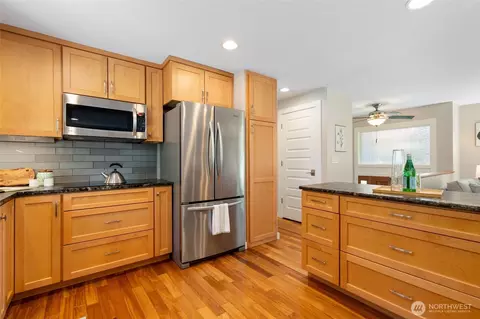 Kitchen - 601 220th St SW, Bothell, WA 98021 photo 5 of 5