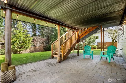 Exterior - 601 220th St SW, Bothell, WA 98021 photo 7 of 14