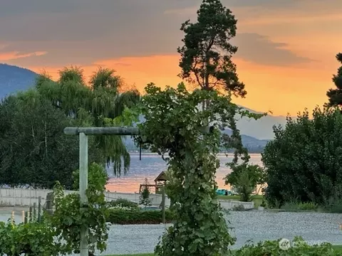 15 Oro Beach Dr #2531, Oroville, WA 98844
