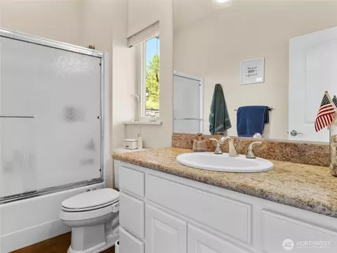 Bath - 2510 Cascade Dr E, Roy, WA 98580 photo 4 of 5