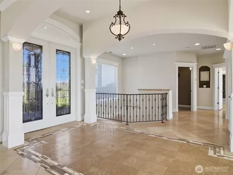 Entry Way - 2510 Cascade Dr E, Roy, WA 98580 photo 1 of 3