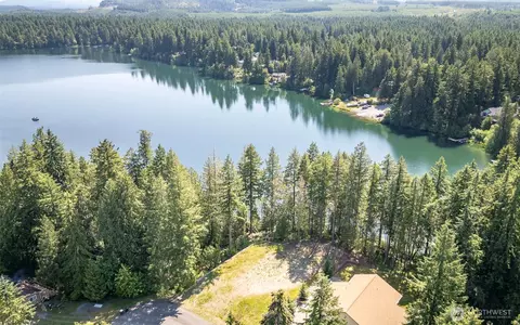 18547 Surcingle Ct SE, Yelm, WA 98597