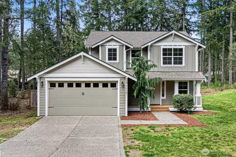 19107 17th Street Ct SW, Lakebay, WA 98349