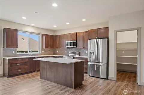 Kitchen - 200 Blue Glacier Loop, Sequim, WA 98382 photo 2 of 4