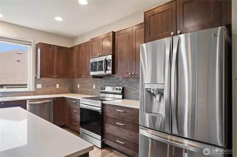 Kitchen - 200 Blue Glacier Loop, Sequim, WA 98382 photo 3 of 4