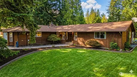 23326 SE 199th St, Maple Valley, WA 98038