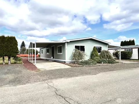 9900 Blomberg St SW #8, Olympia, WA 98512
