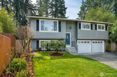 19619 SE 264th Ct, Covington, WA 98042