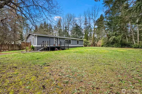 6044 SW Old Clifton Rd, Port Orchard, WA 98367