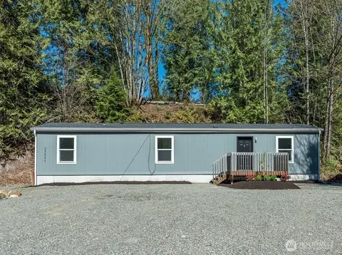 23321 N River Dr, Granite Falls, WA 98252