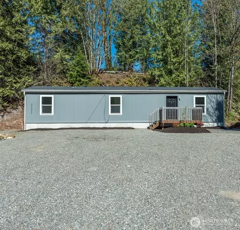 23321 N River Dr, Granite Falls, WA 98252