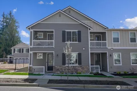 8576 35th Pl NE, Marysville, WA 98270