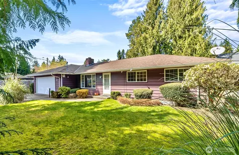 5709 Grove St, Marysville, WA 98270