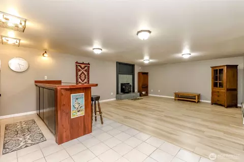 Living - 20808 SE 271st St, Covington, WA 98042 photo 4 of 7