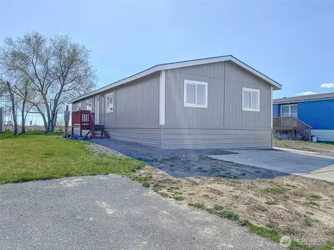 4000 Longview St NE #96, Moses Lake, WA 98837