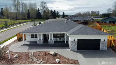 Exterior - 11 Dover Ln, Sequim, WA 98382 photo 2 of 4