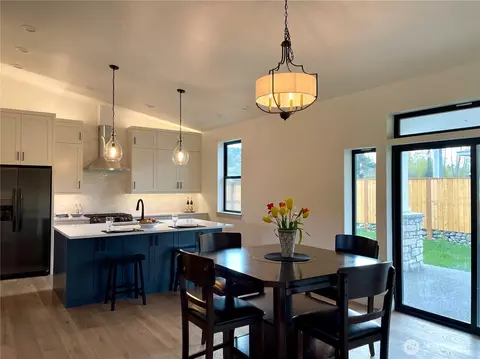 Dining - 11 Dover Ln, Sequim, WA 98382 photo 2 of 2