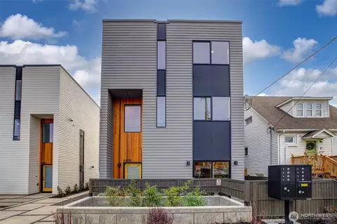 4405 S Holly St, Seattle, WA 98118