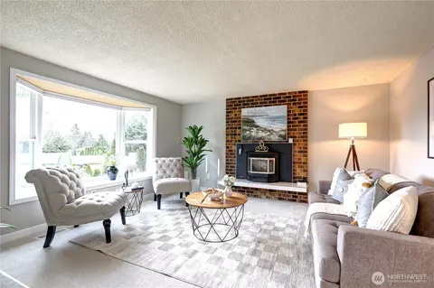 Living - 22426 3rd Pl W, Bothell, WA 98021 photo 1 of 3