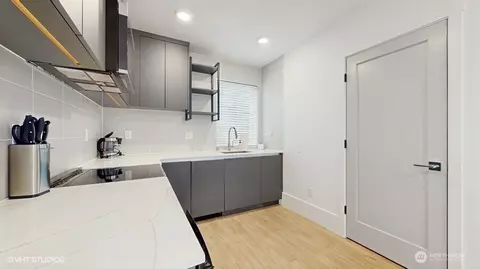 Kitchen - 442 13th Ave, Seattle, WA 98122 photo 2 of 4