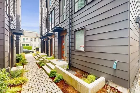 Exterior - 442 13th Ave, Seattle, WA 98122 photo 2 of 3