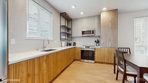 Kitchen - 442 13th Ave, Seattle, WA 98122 photo 1 of 4
