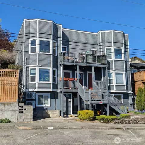 310 Aloha St, Seattle, WA 98109