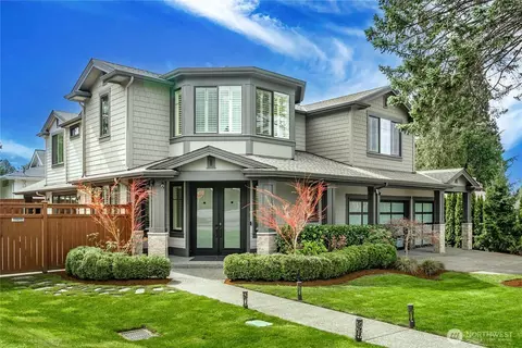 10933 NE 60th St, Kirkland, WA 98033