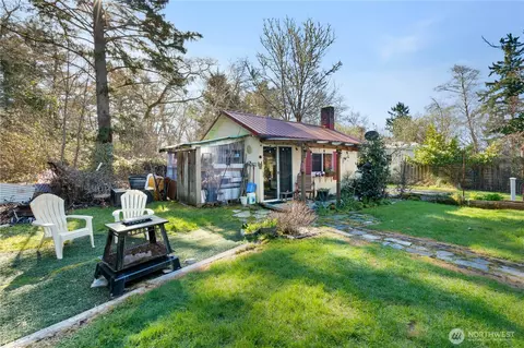 4270 Dexter Dr, Tokeland, WA 98590