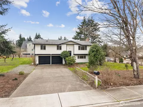 3810 180th St E, Tacoma, WA 98446