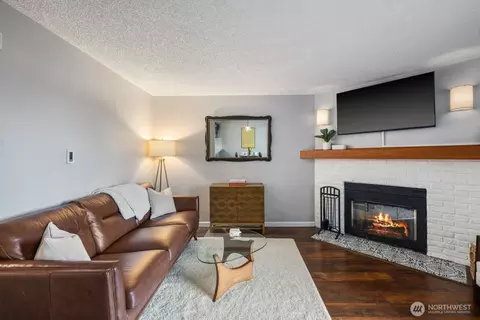 12505 NE 116th St #A-12, Kirkland, WA 98034