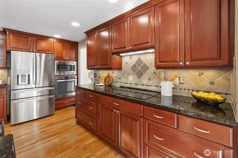 Kitchen - 2602 57th St SW, Everett, WA 98203 photo 2 of 5