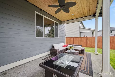 Exterior - 207 Fielding St NE, Orting, WA 98360 photo 3 of 7