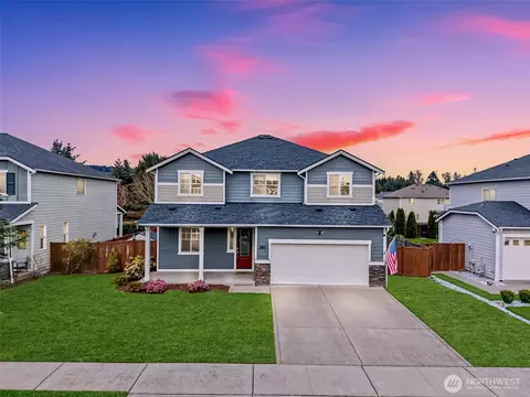 207 Fielding St NE, Orting, WA 98360