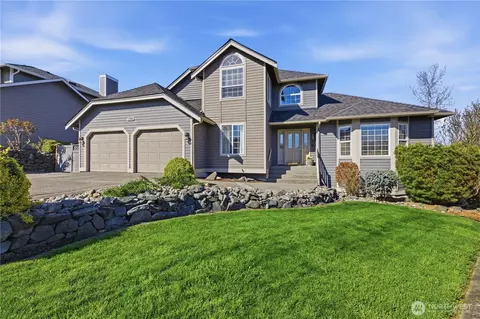 1705 26th Street Pl SW, Puyallup, WA 98371