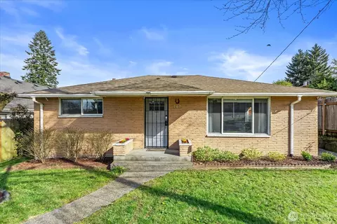 707 E James St, Kent, WA 98031