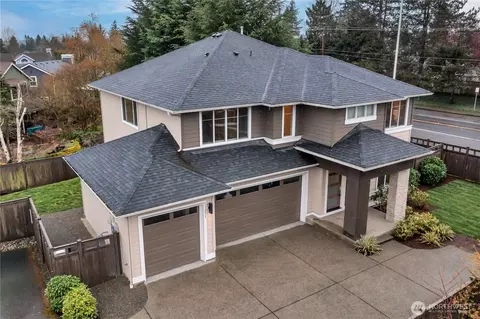 13211 SE 262nd St, Kent, WA 98042