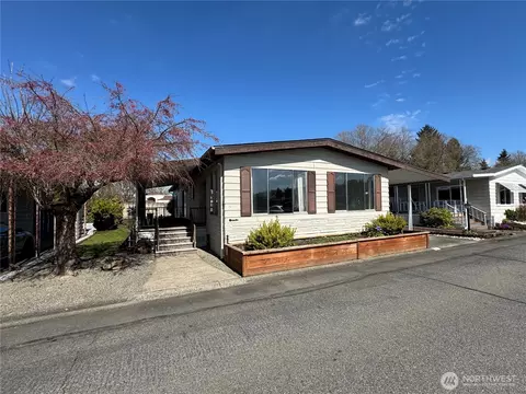 1402 22nd St NE #5, Auburn, WA 98002