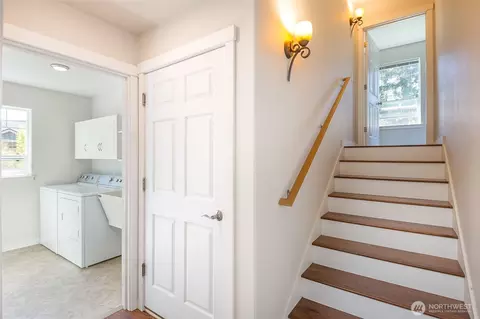Entry Way - 306 Taylor Blvd, Sequim, WA 98382 photo 1 of 1