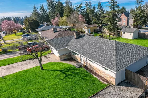 11220 SE 212th St, Kent, WA 98031