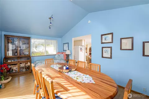 Dining - 343 W Hemlock, Sequim, WA 98382 photo 3 of 3
