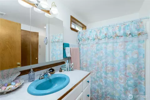 Bath - 343 W Hemlock, Sequim, WA 98382 photo 1 of 2