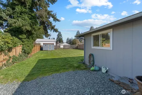 Exterior - 237 169th St S, Spanaway, WA 98387 photo 2 of 3