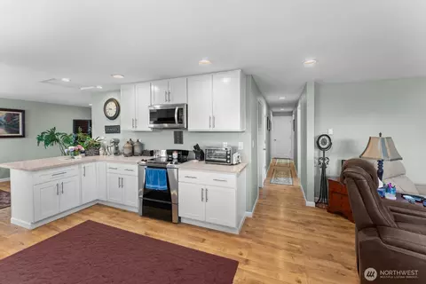 Kitchen - 237 169th St S, Spanaway, WA 98387 photo 6 of 6