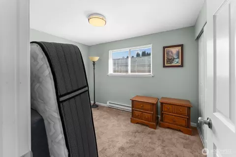 Bedroom - 237 169th St S, Spanaway, WA 98387 photo 1 of 5
