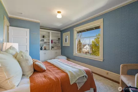 Bedroom - 1204 17th Ave E, Seattle, WA 98112 photo 1 of 8