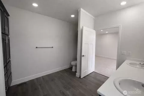 2101 Glacier St #80, Enumclaw, WA 98022 photo 11