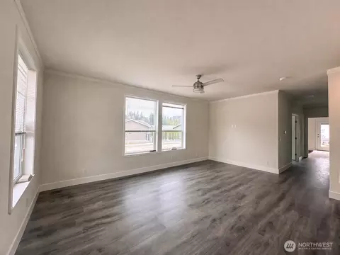 2101 Glacier St #80, Enumclaw, WA 98022 photo 2